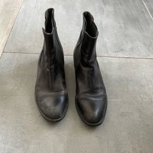 EUC black leather bootie, narrow fit, size is between a 7 and 7.5
